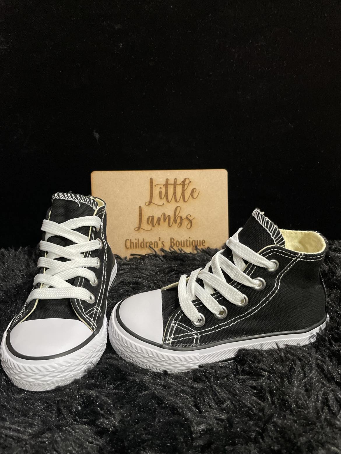 Black Converse RTS