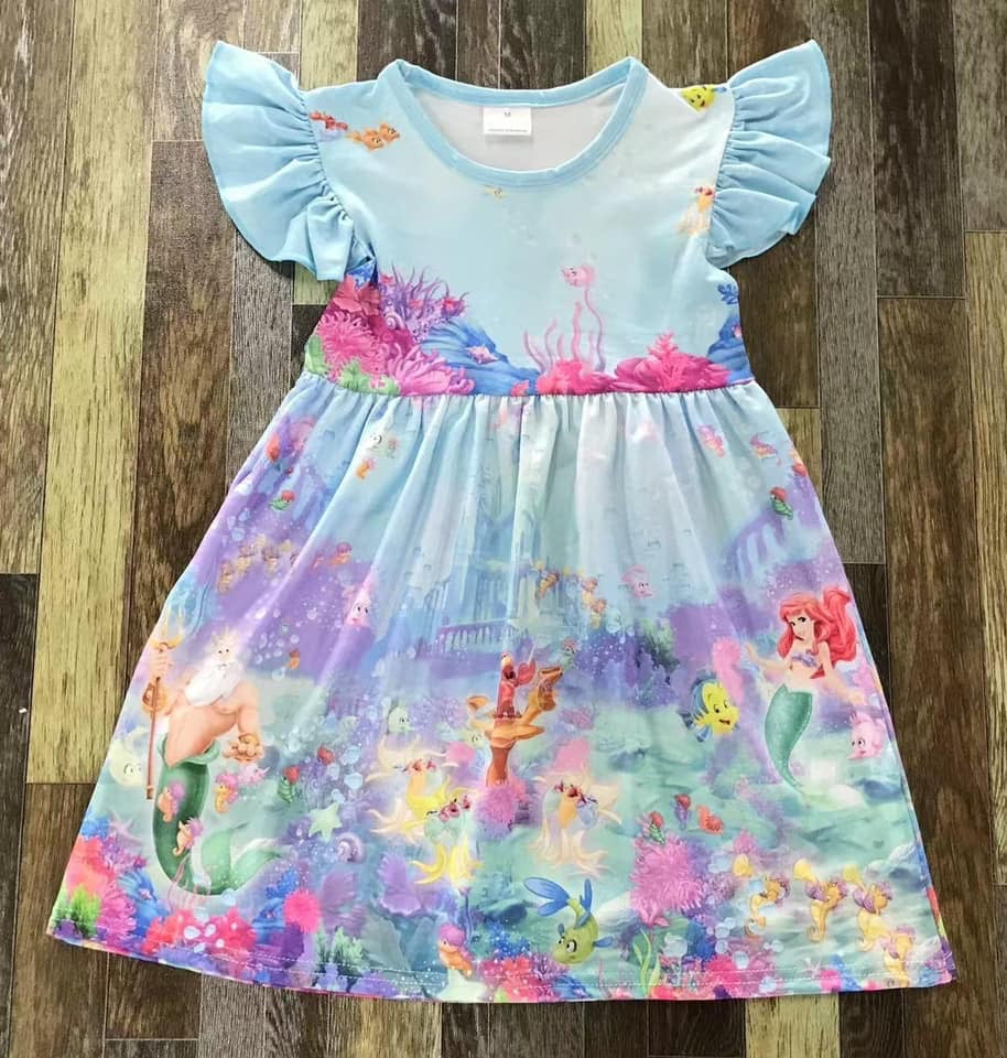 Wall Sale-size 8/9 girls