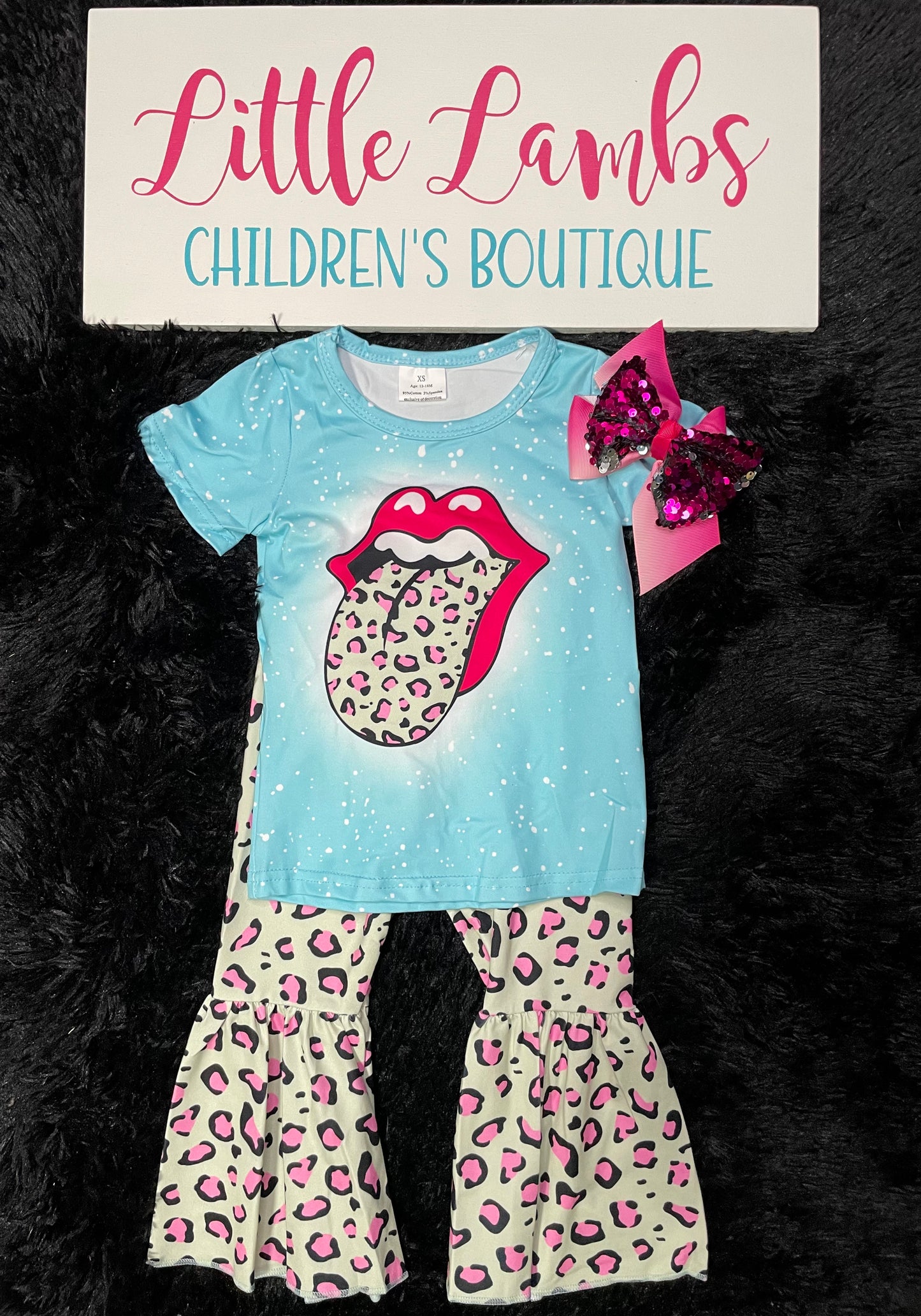 Blue Cheetah Tongue Outfit