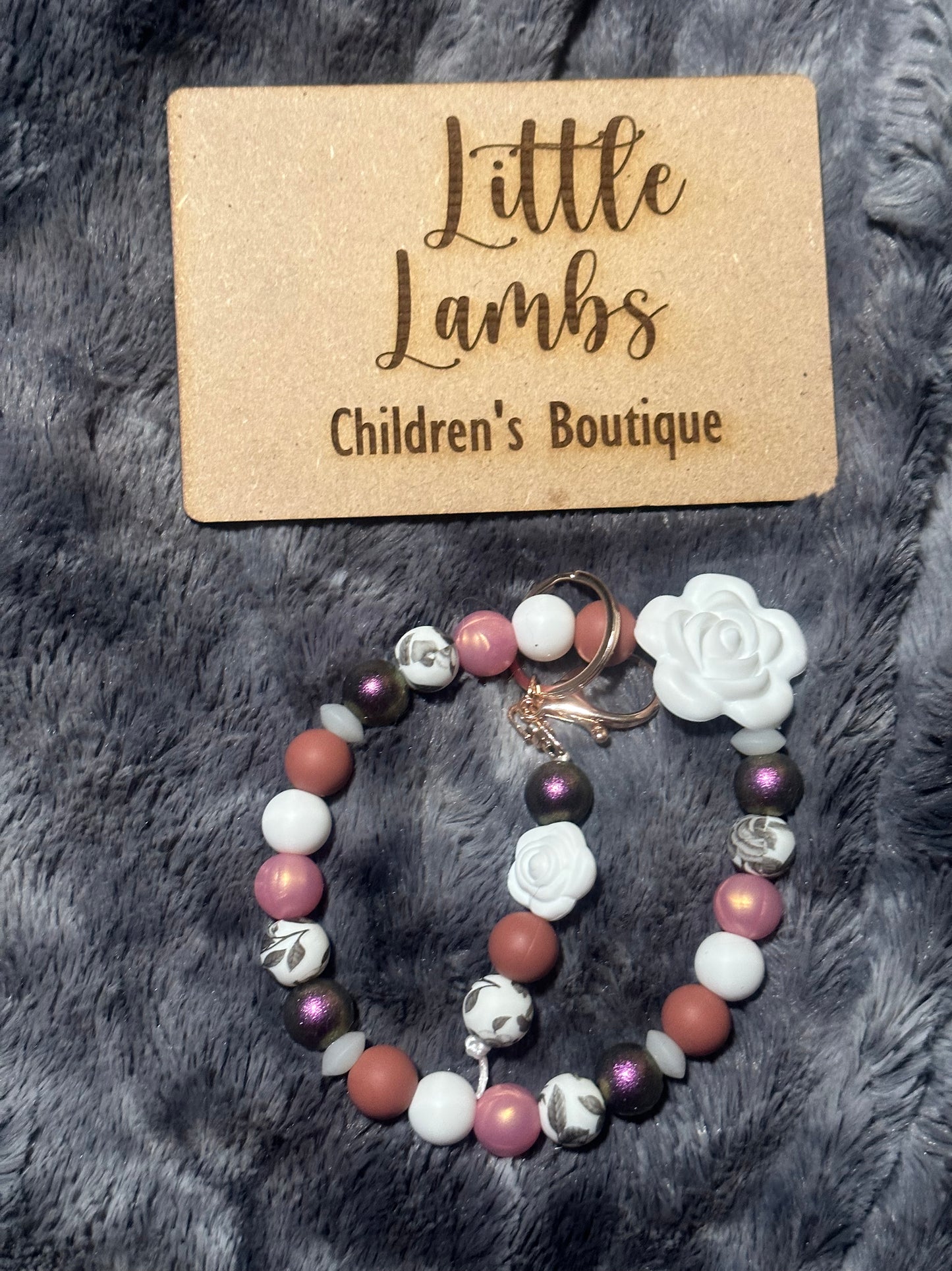 Flower me focal bead wristlet
