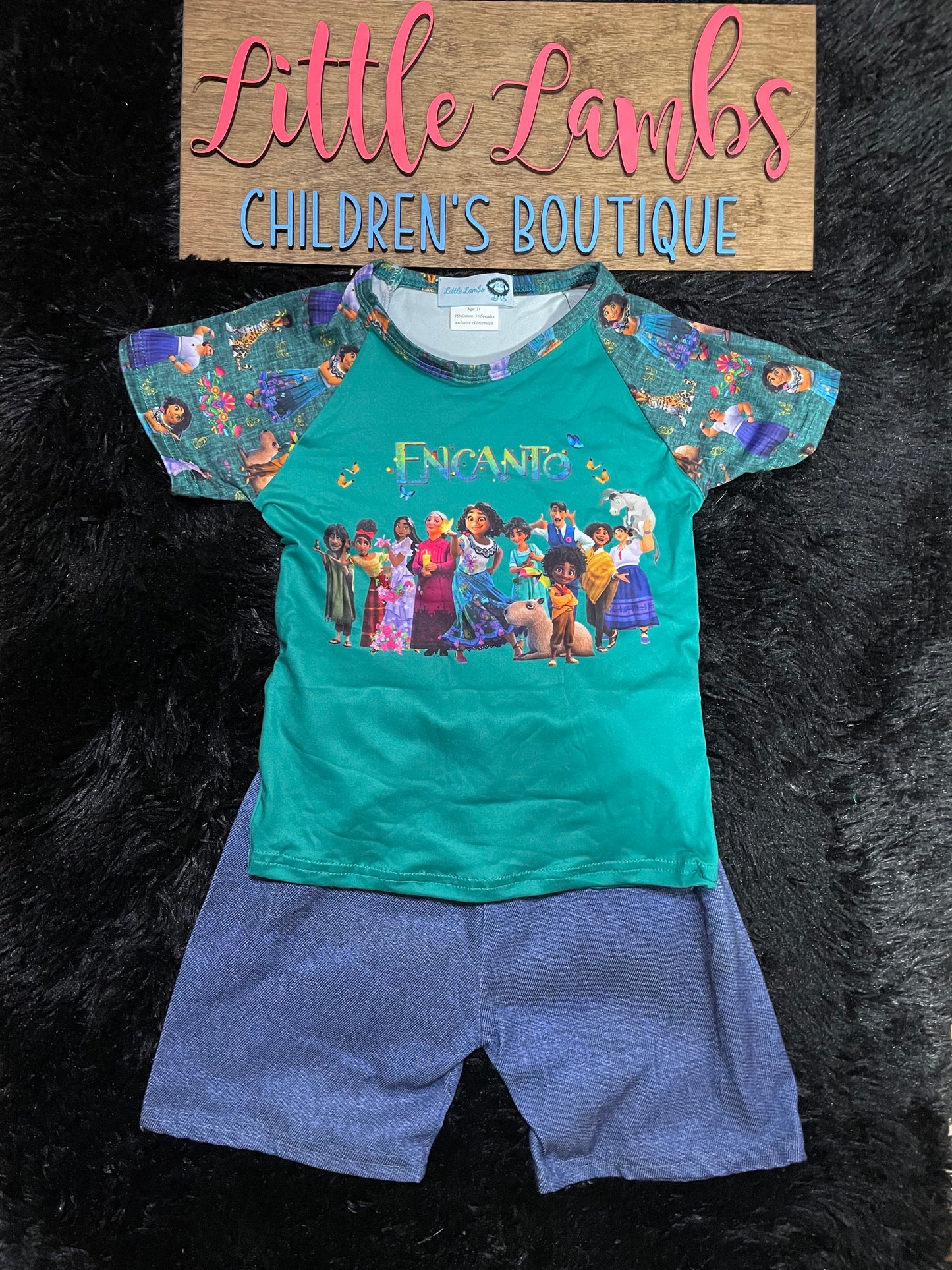 Boys Encanto short set