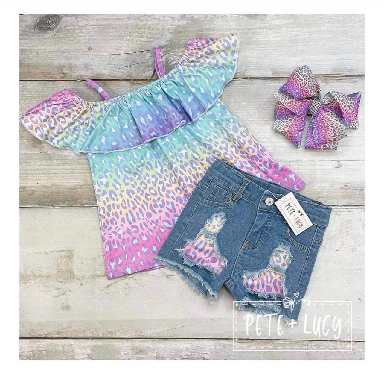 Pete and Lucy-A Pastel Jungle Shorts Set
