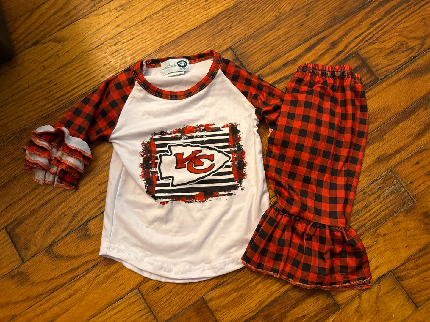 Red/Black Chiefs Bells RTS