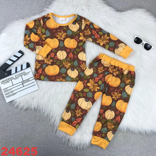 October2025preorder-pumpkin outfit with orange trim