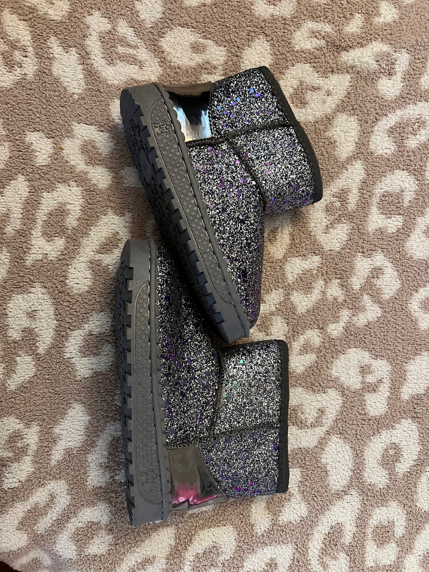 Size 1 Grey Glitter Boots