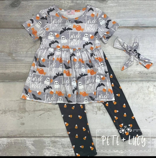 Halloweenlive2025-Pete and Lucy trick or treat dress with pants