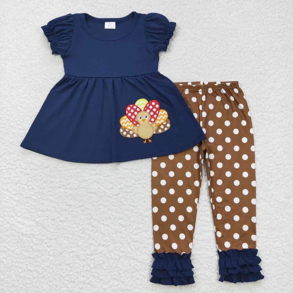 AR thanksgiving 2025-Turkey on blue shirt with polka dot pants