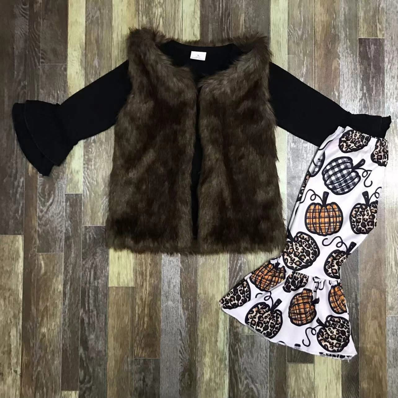 October2025preorder-pumpkin bells with fur coat