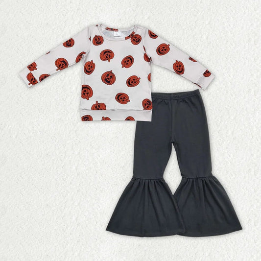 September-preorder-2025-Aier-orange Pumpkins shirt with black pants