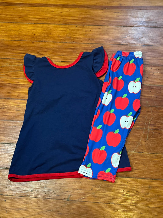 Two-Can Apple Capri Set
