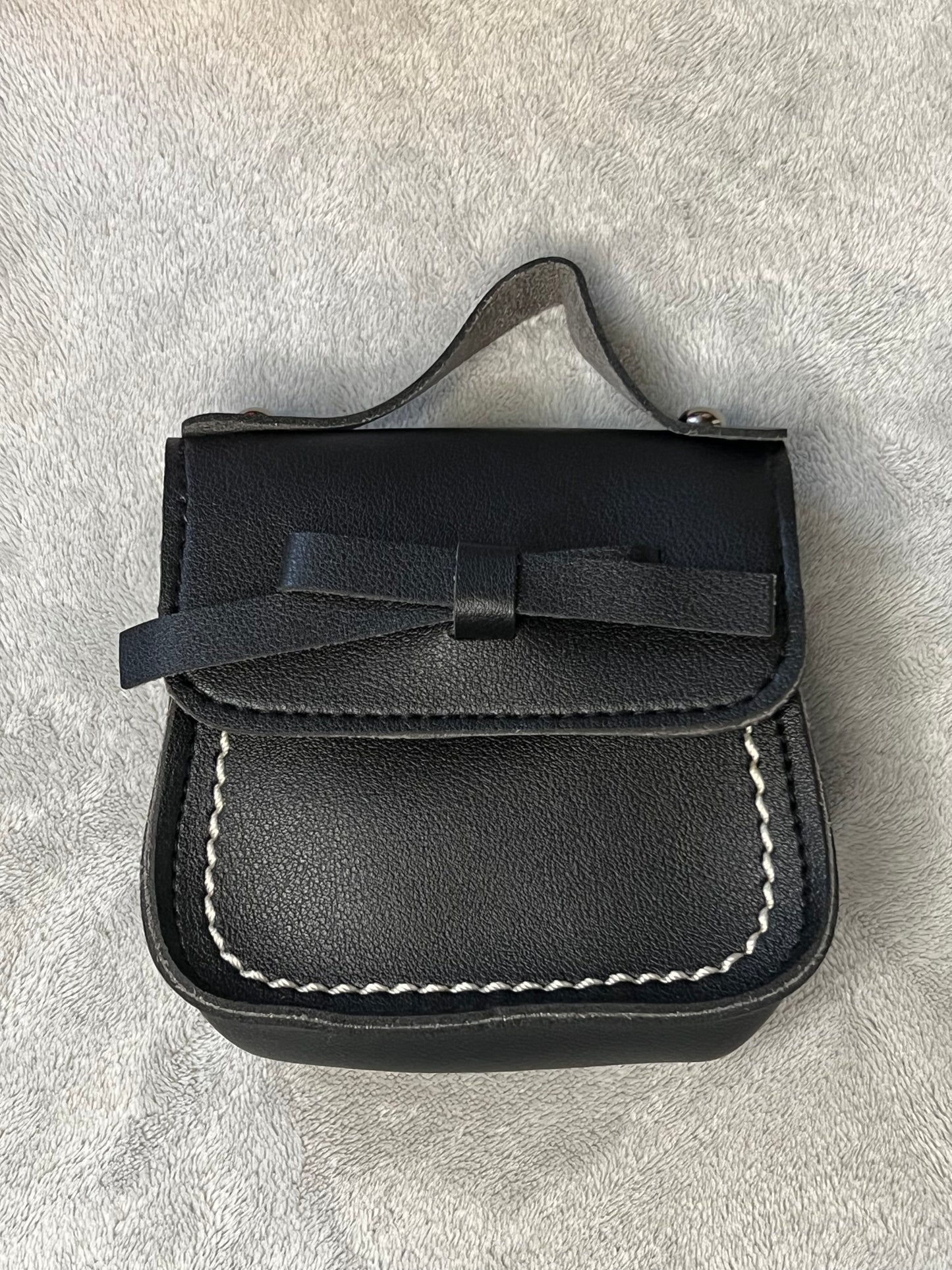 Bow Purse with Straps
