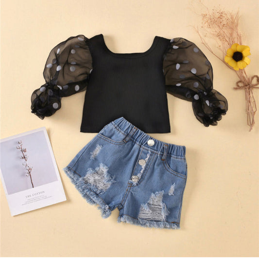 Black Shirt Outfit with Puffy Sleeves
