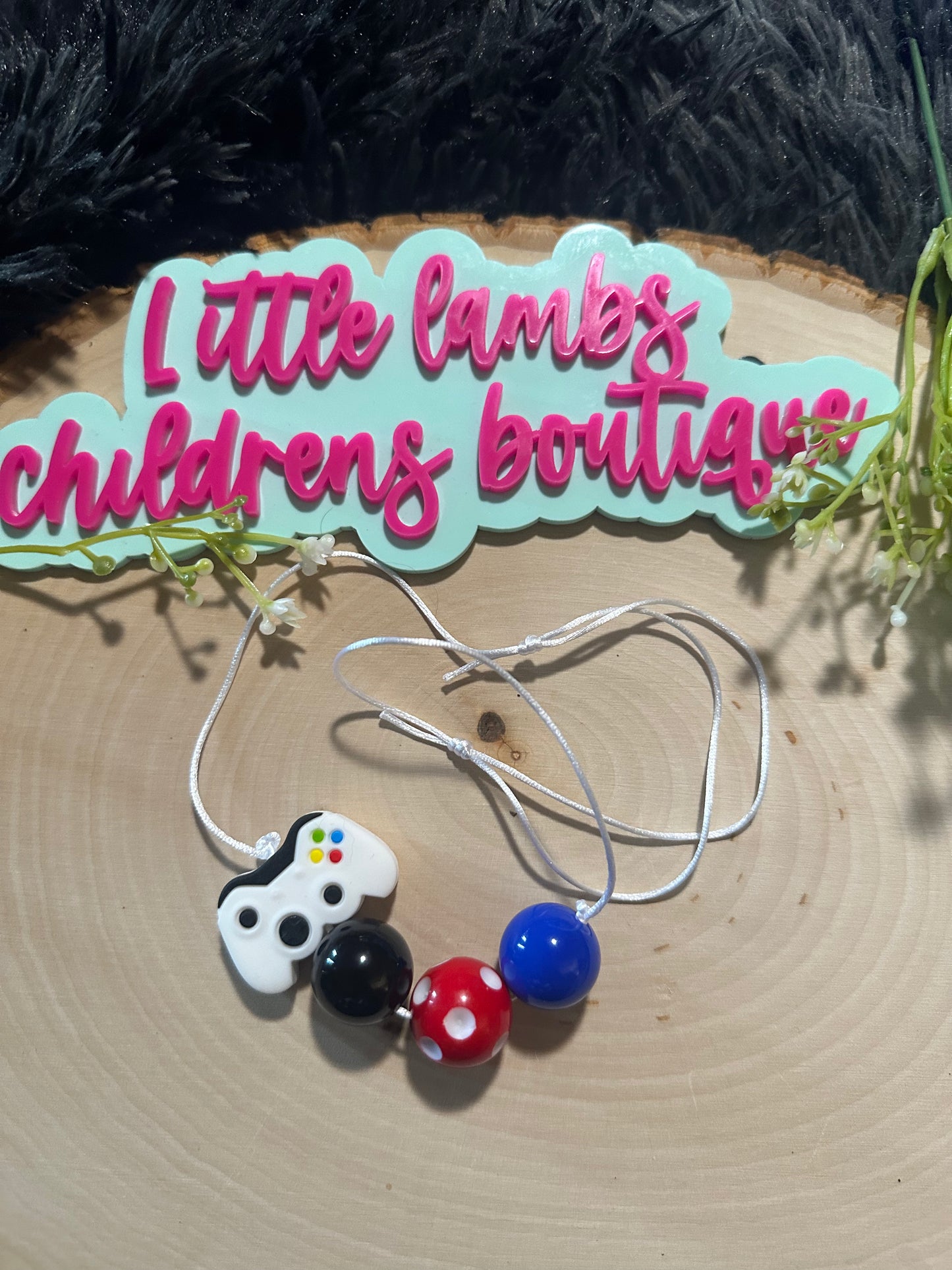 Silicone focal boys necklace-video world